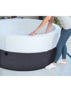 Pack NetSpa Semi-rigide Vita 4 Places + Mobilier (5 éléments) -Mister Piscine pack netspa semi rigide vita 4 places mobilier 5 elements 2